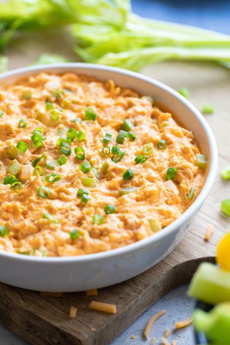 Healthy Buffalo Chicken Dip