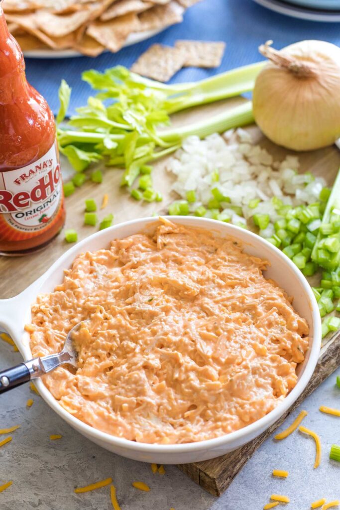 How to Make Healthy Buffalo Chicken Dip 2